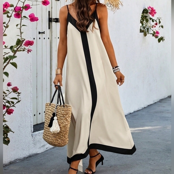 Dresses & Skirts - Women'S Color Block Spaghetti Strap A-Line Dress